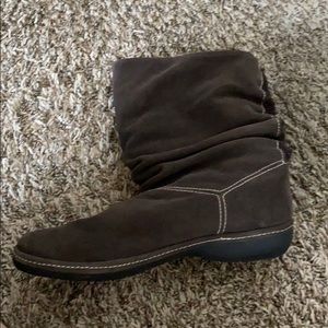 Lands’ End brown boots